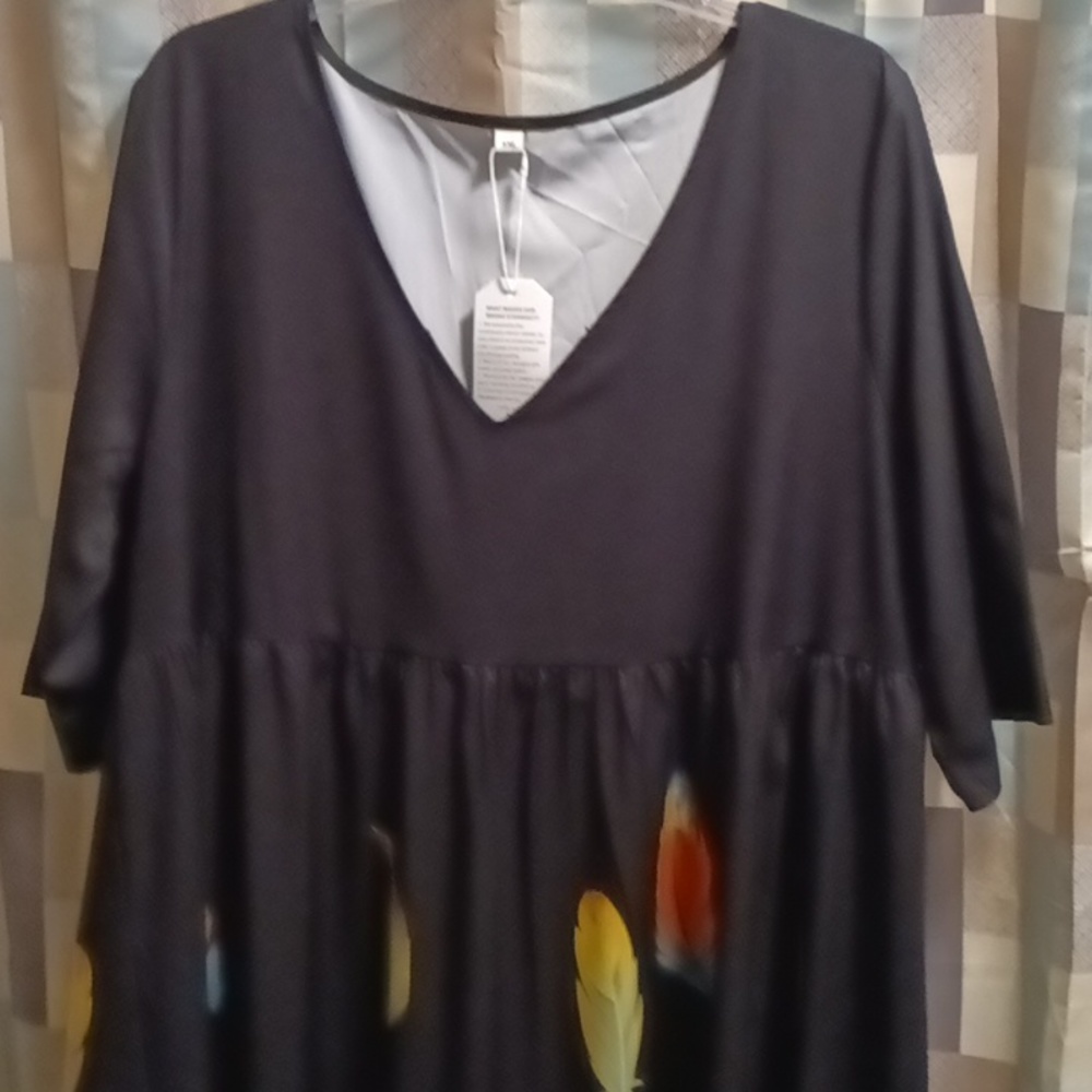 NWT EXCLUSIVE black multi-colored 3/4 sleeve feather print maxi dress Size XXL